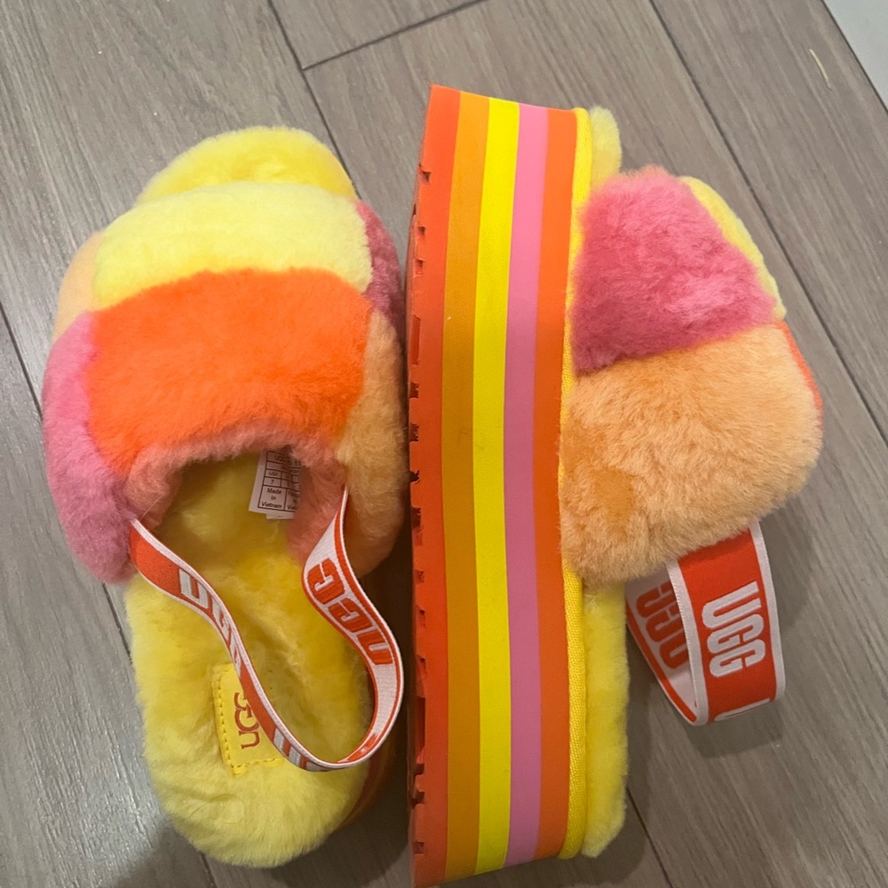 Ugg disco checker slides!
